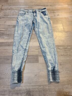 Exocet size 3 junior's acid/ white wash jogger style jeans